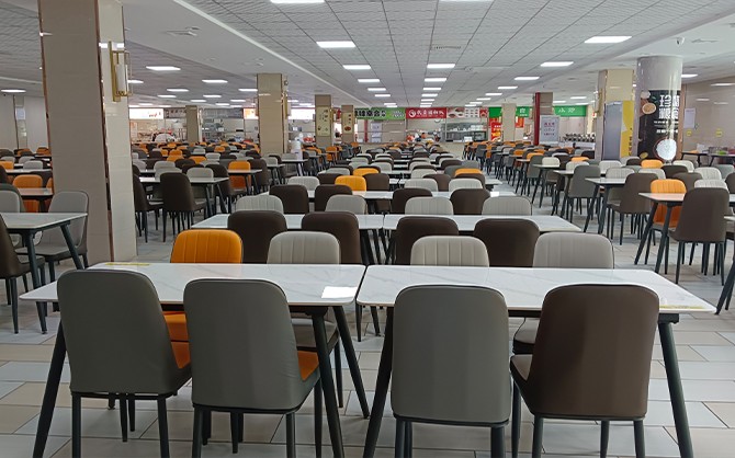 職校食堂環境圖片,學生用餐環境圖片,學校食堂衛生圖片