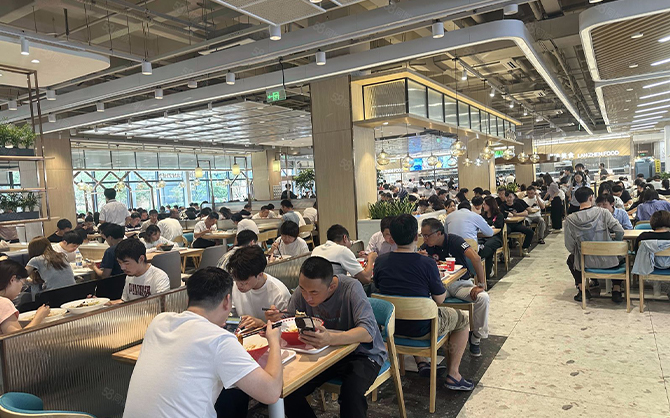 學(xué)校飲食服務(wù)中心