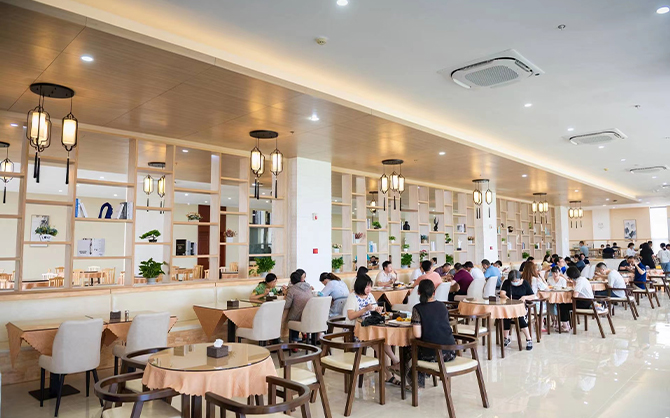 承包學校食堂窗口需要辦理什么手續?